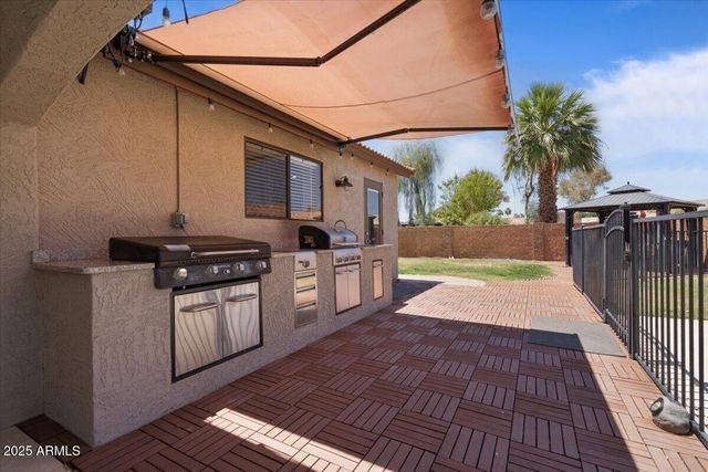 1670 E WHITTEN Street, Chandler, AZ 85225
