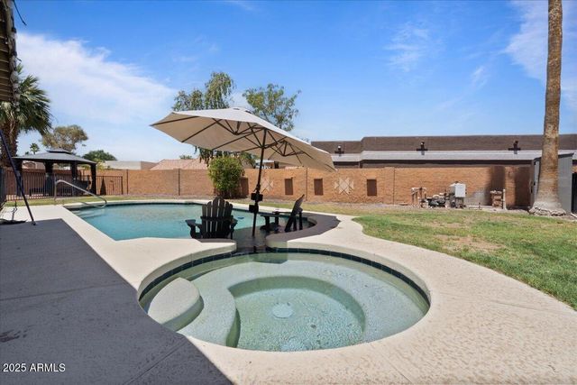 1670 E WHITTEN Street, Chandler, AZ 85225