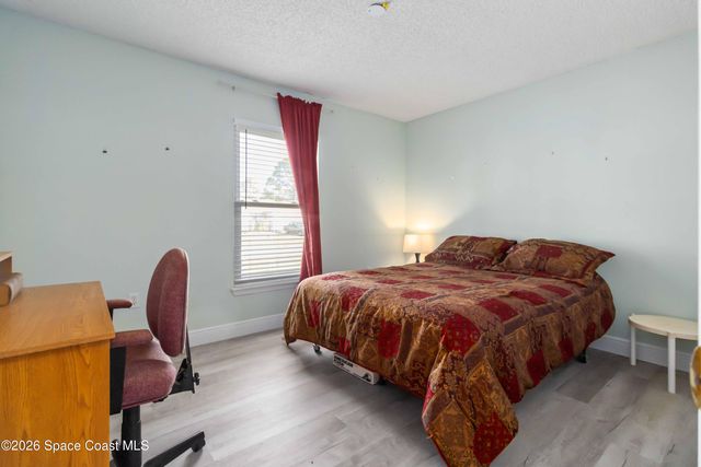 308 NW Tamarind Circle NW 41, Palm Bay, FL 32907