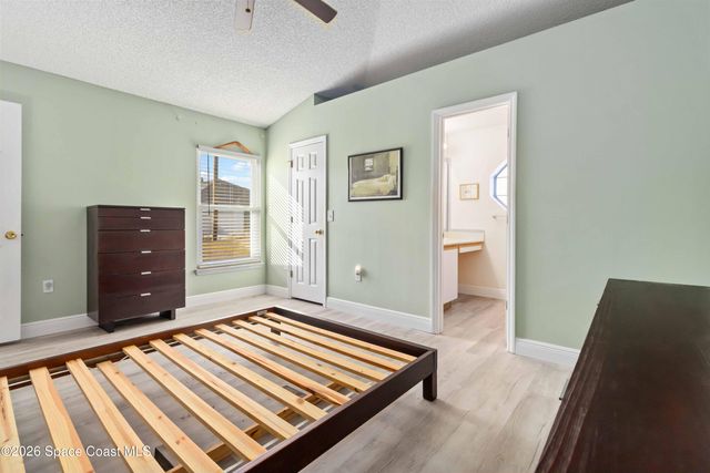 308 NW Tamarind Circle NW 41, Palm Bay, FL 32907