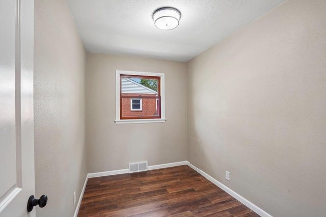 4610 Schofield Street, Monona, WI 53716
