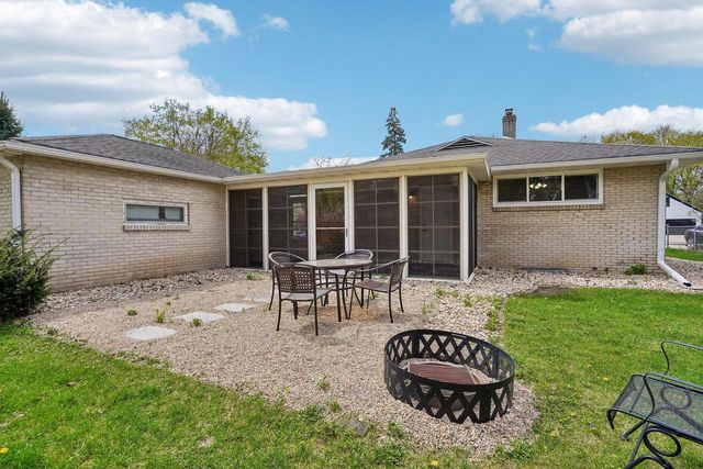 4610 Schofield Street, Monona, WI 53716