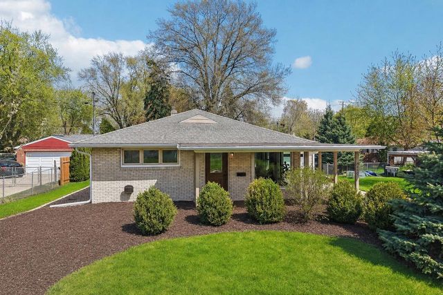 4610 Schofield Street, Monona, WI 53716