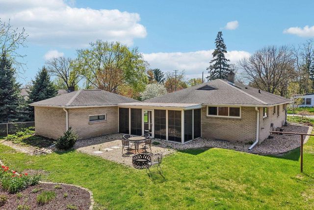 4610 Schofield Street, Monona, WI 53716