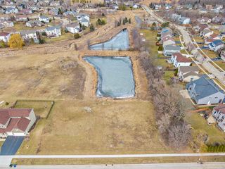 1530 Westbourne Parkway, Algonquin, IL 60102