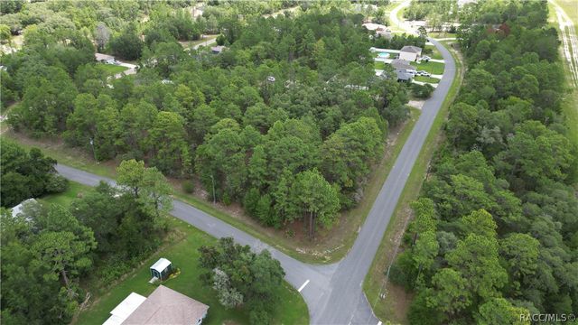 6951 N Tallwood Drive, Citrus Springs, FL 34434