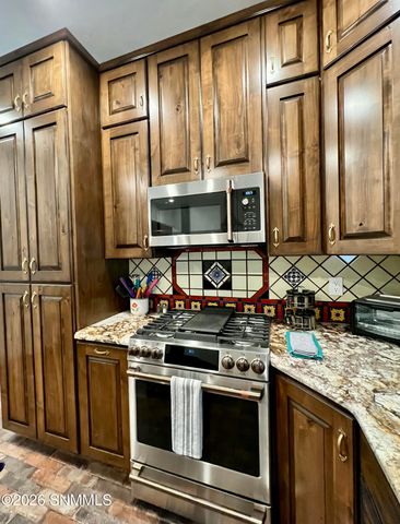 649 E May Avenue, Las Cruces, NM 88001