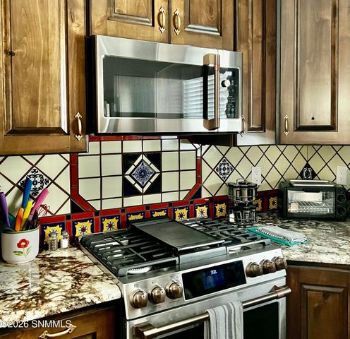 649 E May Avenue, Las Cruces, NM 88001