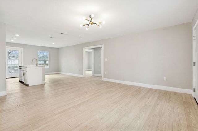 2148 Kathleen Avenue, Dallas, TX 75216