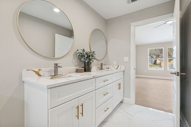 2148 Kathleen Avenue, Dallas, TX 75216