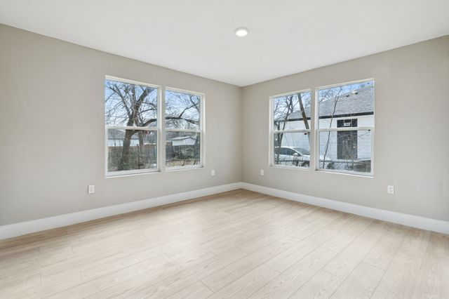 2148 Kathleen Avenue, Dallas, TX 75216