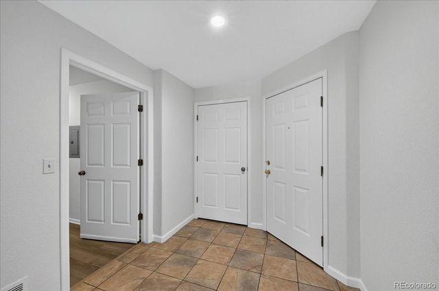 2122 S Fulton Circle 103, Aurora, CO 80247