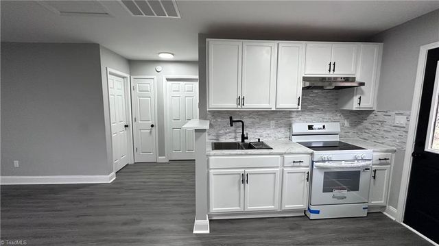 2314 Acorn Road, Greensboro, NC 27406