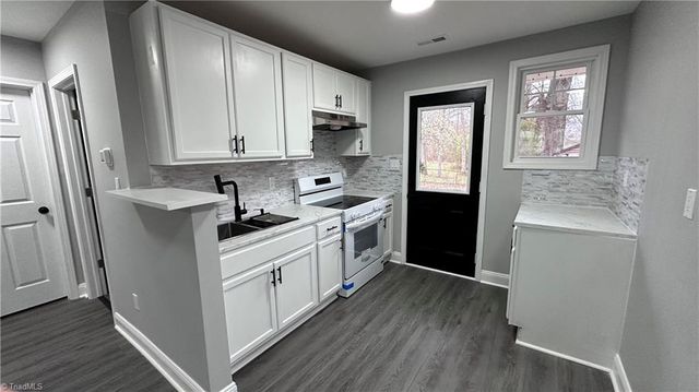 2314 Acorn Road, Greensboro, NC 27406