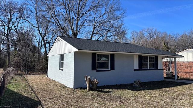 2314 Acorn Road, Greensboro, NC 27406