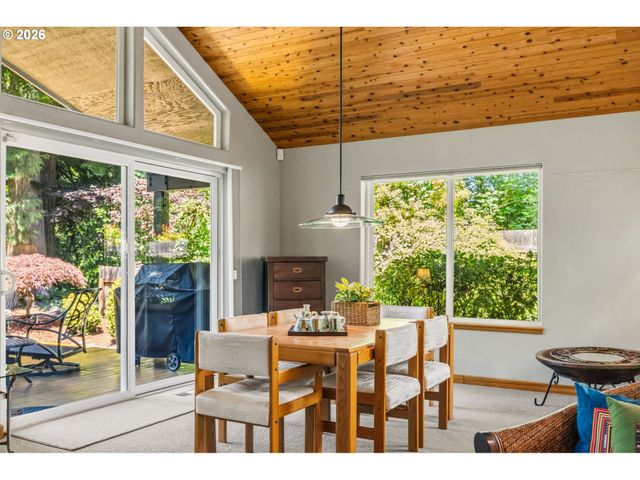 41577 DEERHORN Rd, Springfield, OR 97478