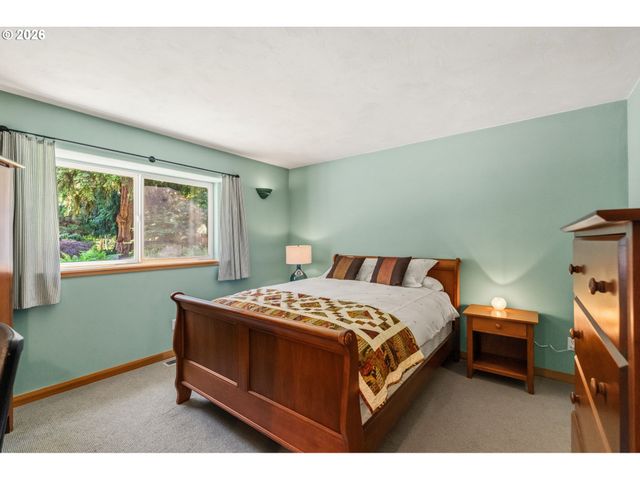 41577 DEERHORN Rd, Springfield, OR 97478