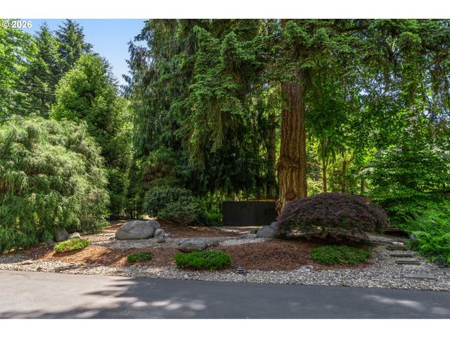 41577 DEERHORN Rd, Springfield, OR 97478