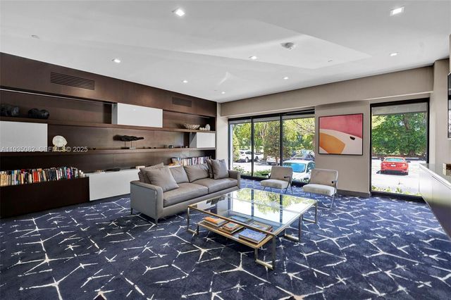 20225 NE 34th Ct 1112, Aventura, FL 33180