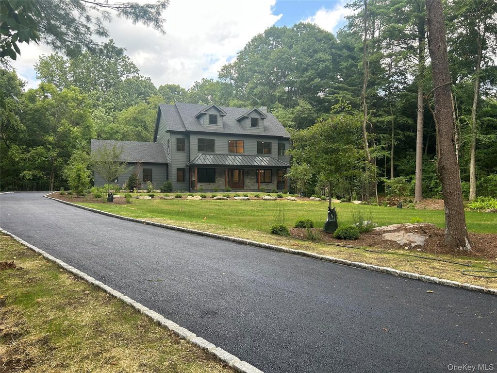 86 Old Logging Road, Bedford, NY 10506 — photo 2