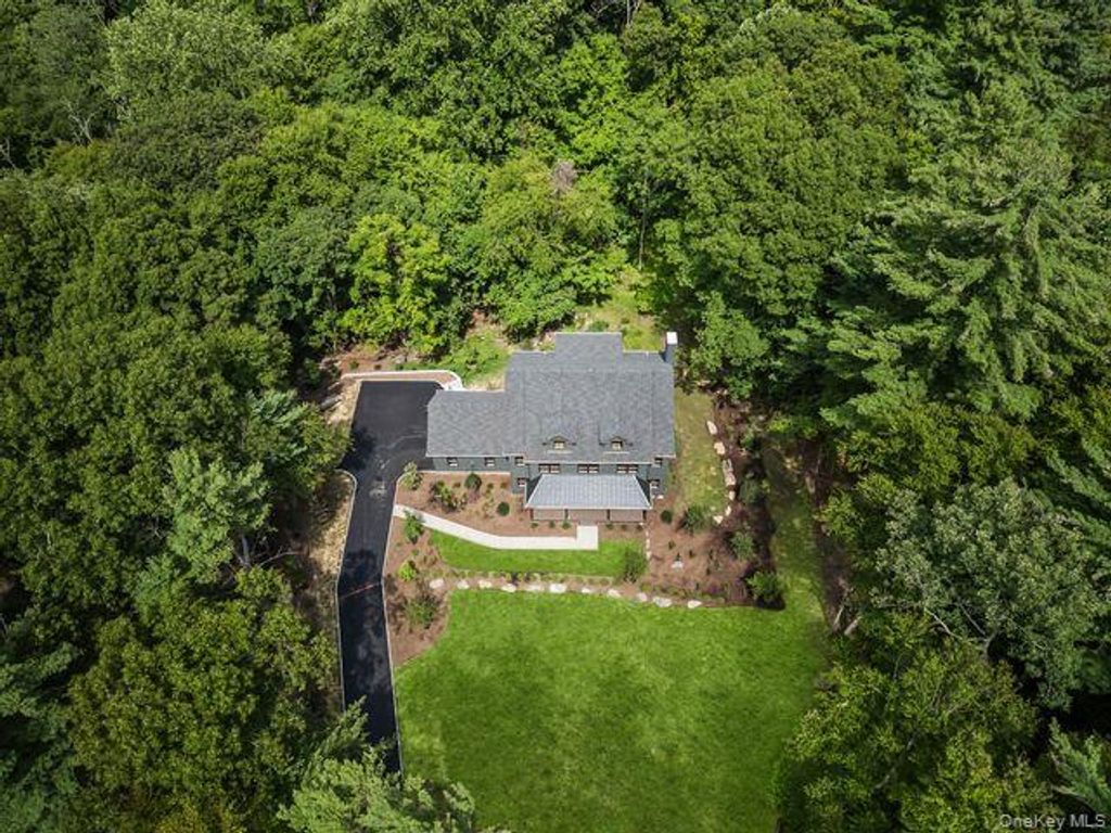 86 Old Logging Road, Bedford, NY 10506 — photo 3