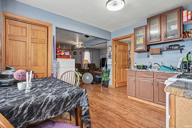 801 Dundee Street, South Bend, IN 46619