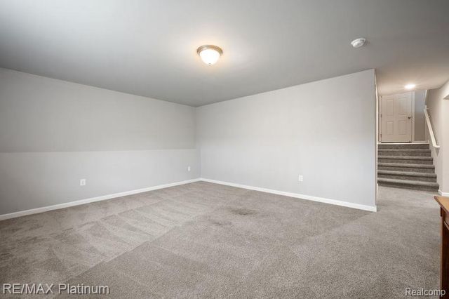2869 W Sycamore River Drive, Fowlerville, MI 48836