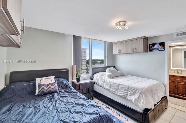 5401 Collins Ave 340, Miami Beach, FL 33140