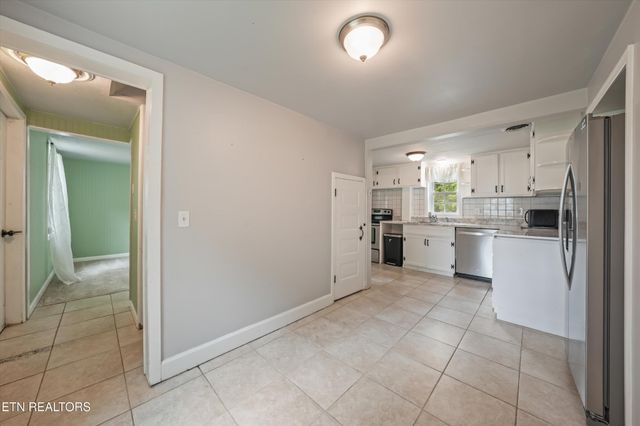 224 Oak Rd, Norris, TN 37828