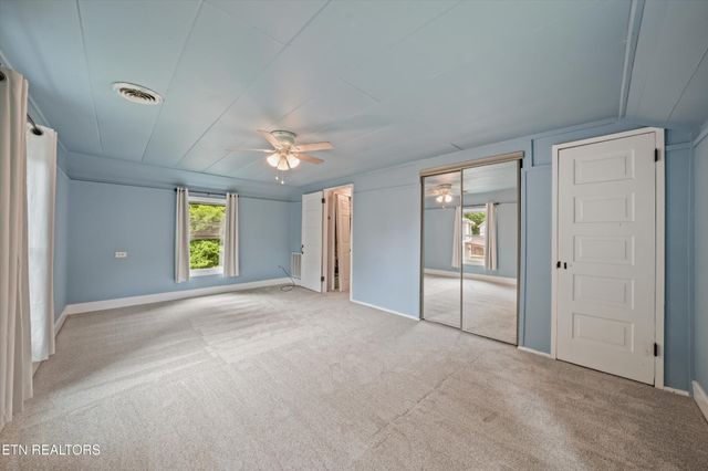 224 Oak Rd, Norris, TN 37828