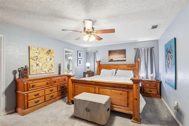1549 Oak Creek Drive, Lewisville, TX 75077