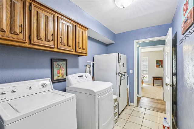 1549 Oak Creek Drive, Lewisville, TX 75077