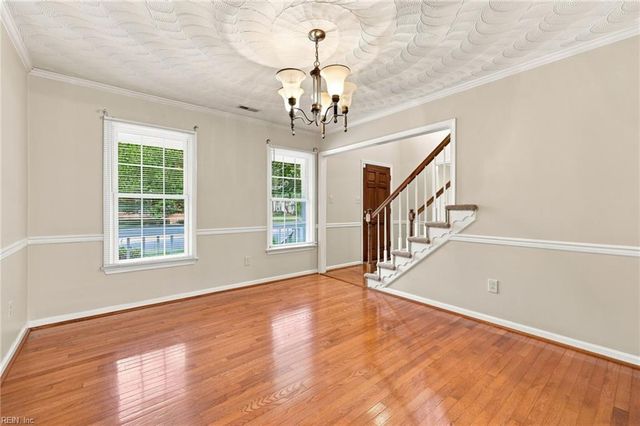 1088 Heatherwood DR, Virginia Beach, VA 23455