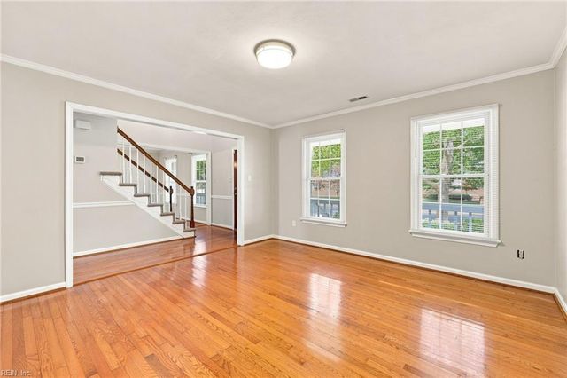 1088 Heatherwood DR, Virginia Beach, VA 23455