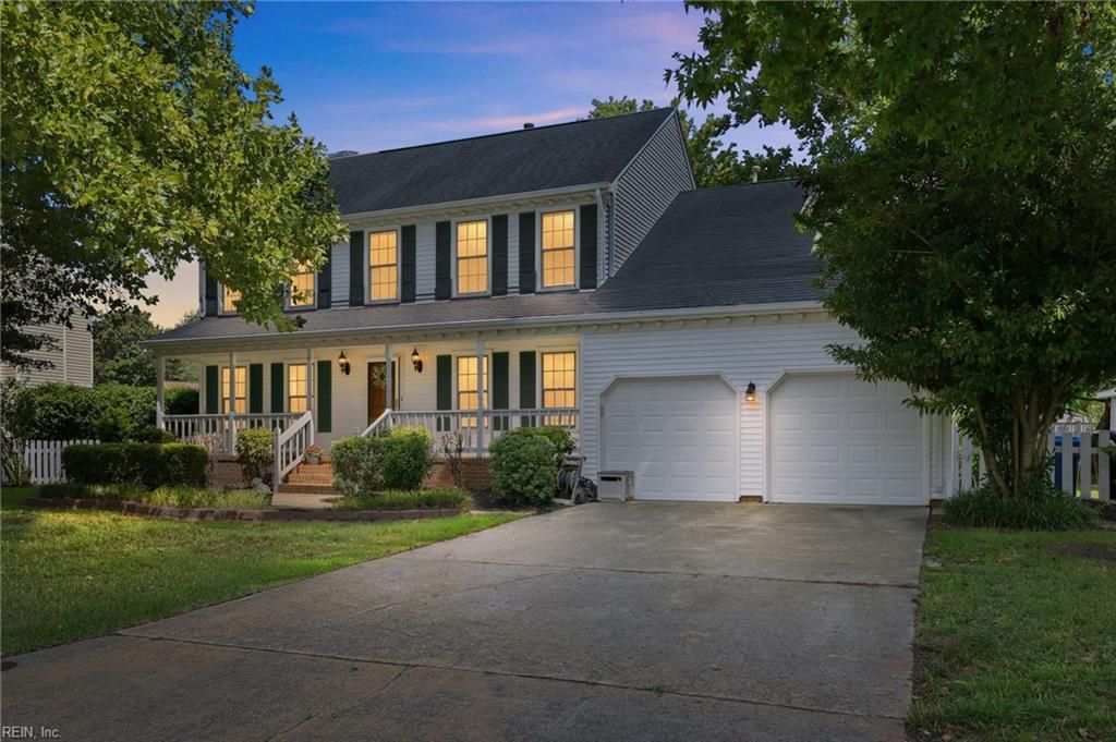1088 Heatherwood DR, Virginia Beach, VA 23455