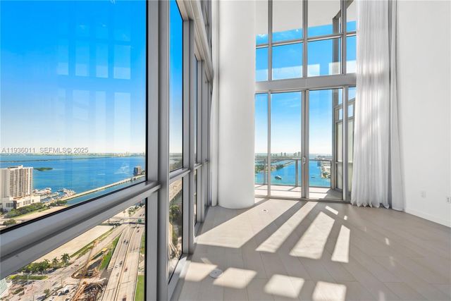 1100 Biscayne Blvd 4307, Miami, FL 33132