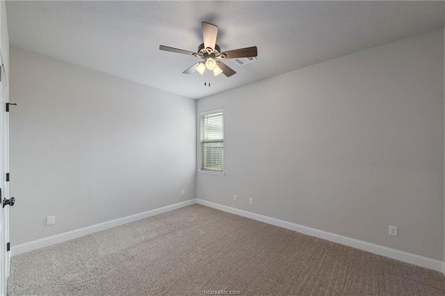 1498 Buena Vista, College Station, TX 77845