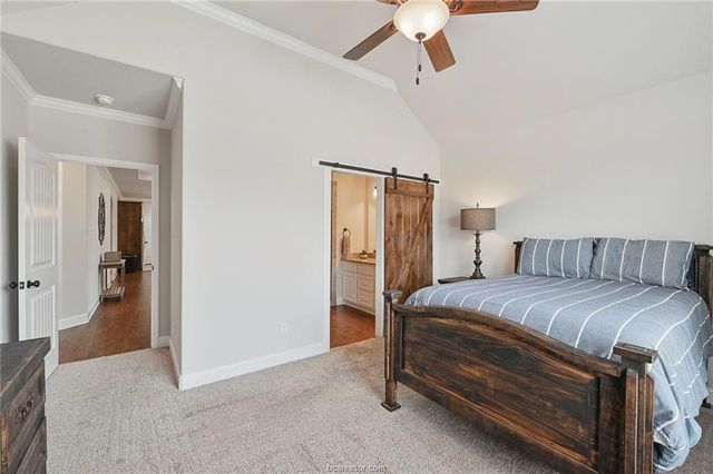 1498 Buena Vista, College Station, TX 77845