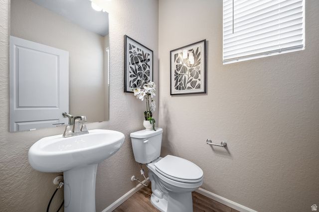 76 N PROVO RIVER RD, Saratoga Springs, UT 84045