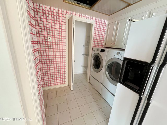 1596 LANCASTER Terrace 7A, Jacksonville, FL 32204