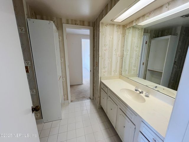 1596 LANCASTER Terrace 7A, Jacksonville, FL 32204