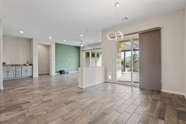 7072 Arabian Ridge Street, Las Vegas, NV 89131