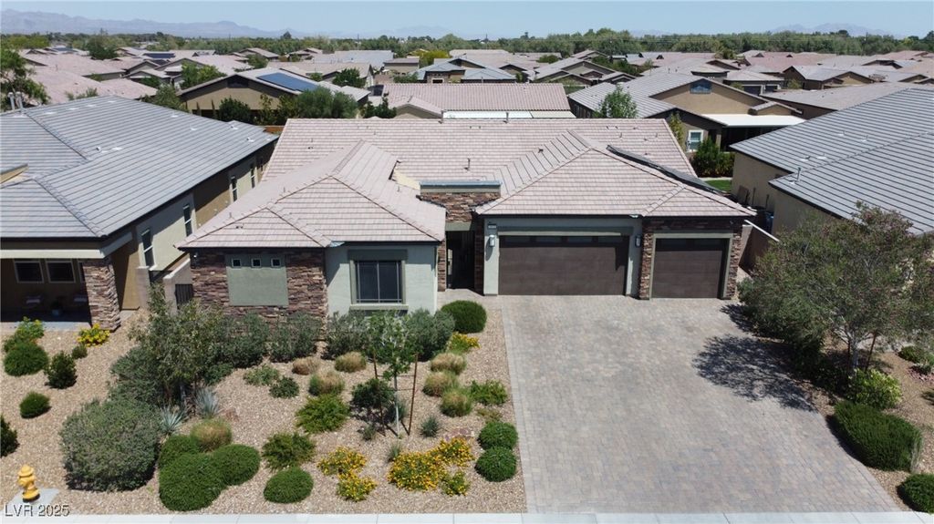 7072 Arabian Ridge Street, Las Vegas, NV 89131