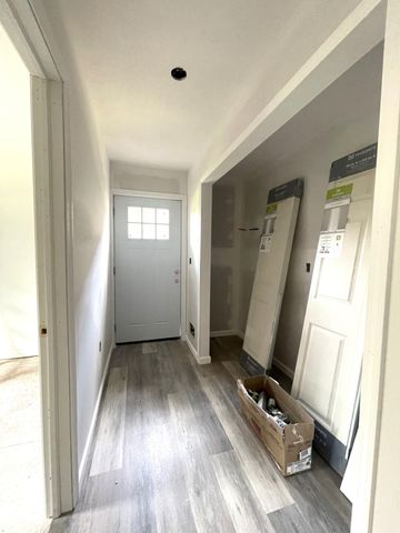 1111 Lansing Avenue, Jackson, MI 49202