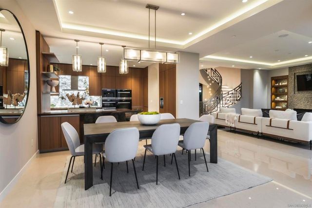 824 Neptune Ave, Encinitas, CA 92024