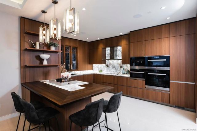 824 Neptune Ave, Encinitas, CA 92024