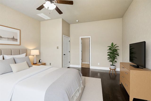 300 Madison Street, Burleson, TX 76028