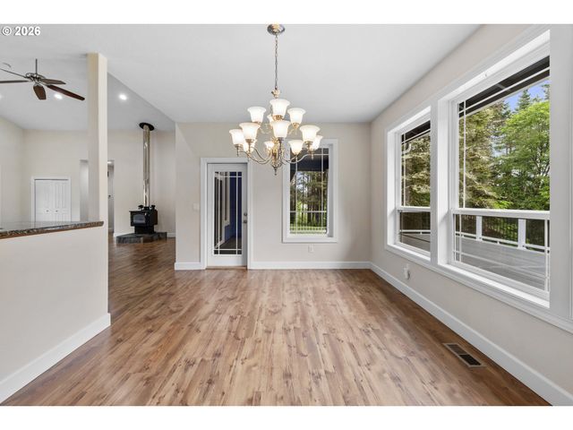 137 S LUOMA Rd, Woodland, WA 98674