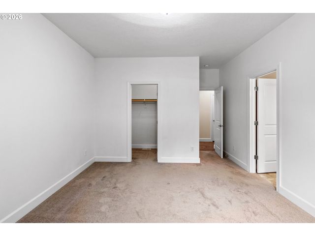 137 S LUOMA Rd, Woodland, WA 98674