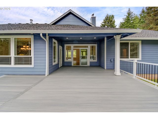 137 S LUOMA Rd, Woodland, WA 98674